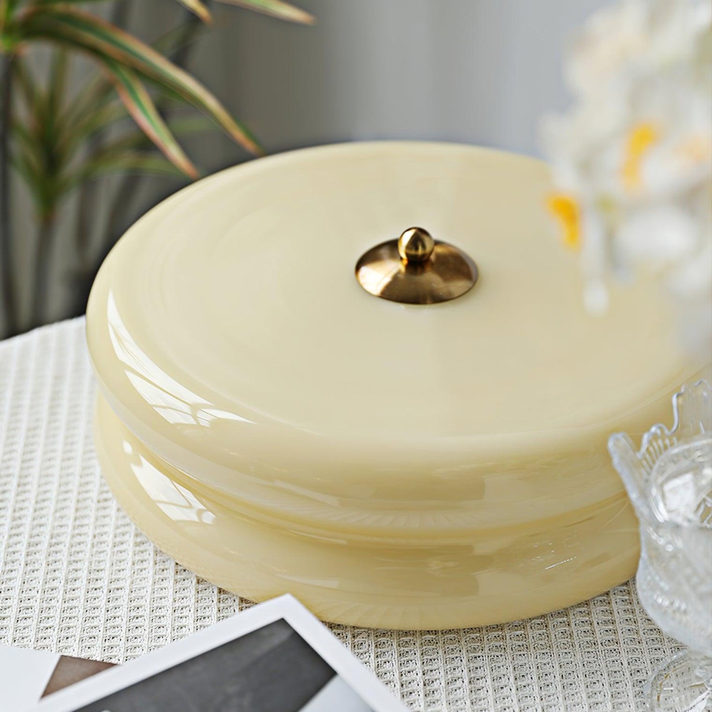 RoyaleGlow Art Deco Vintage Taklampa - Elegant Design