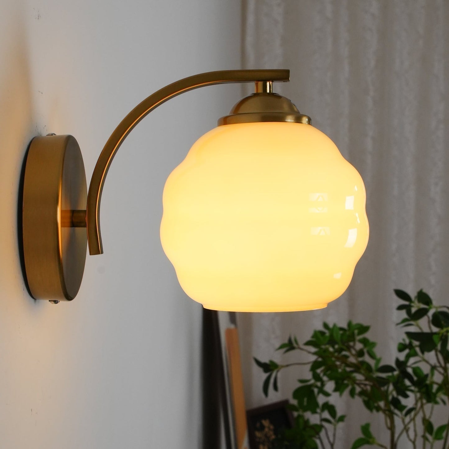 RetroLume - Art Deco lamp för tidlös elegans och mjukt omgivande belysning