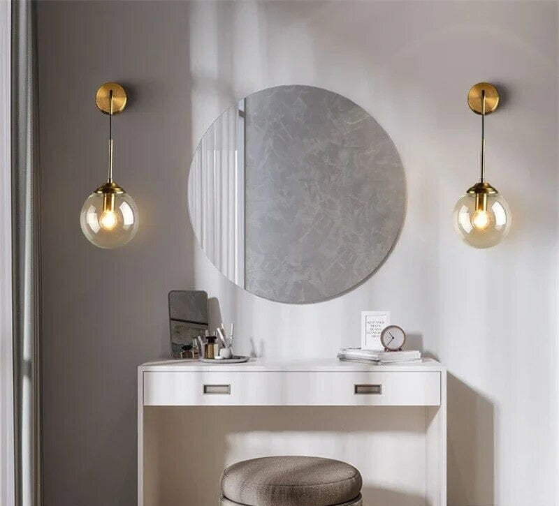 Glas-vägglampa kulform – Elegant mjölkglaslampa med modern hängdesign