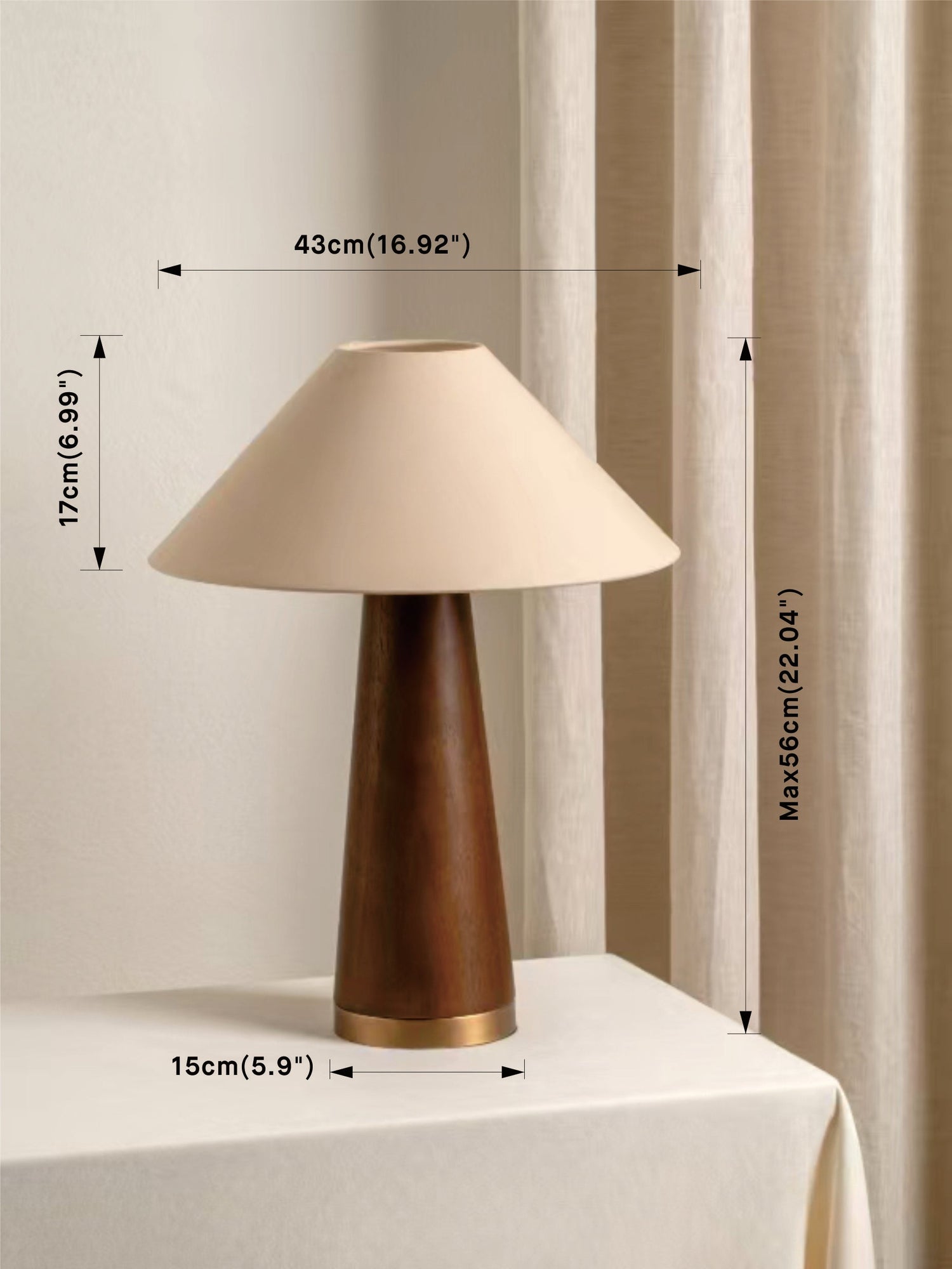 Baneza Bordslampa | Åldrad Mässing &amp; Trä | Mysig Sänglampan med Varm Cream Linne Skärm | Brick by Brick