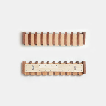 Norven Fold | Fällbar väggkrok i bok- och valnötsträ