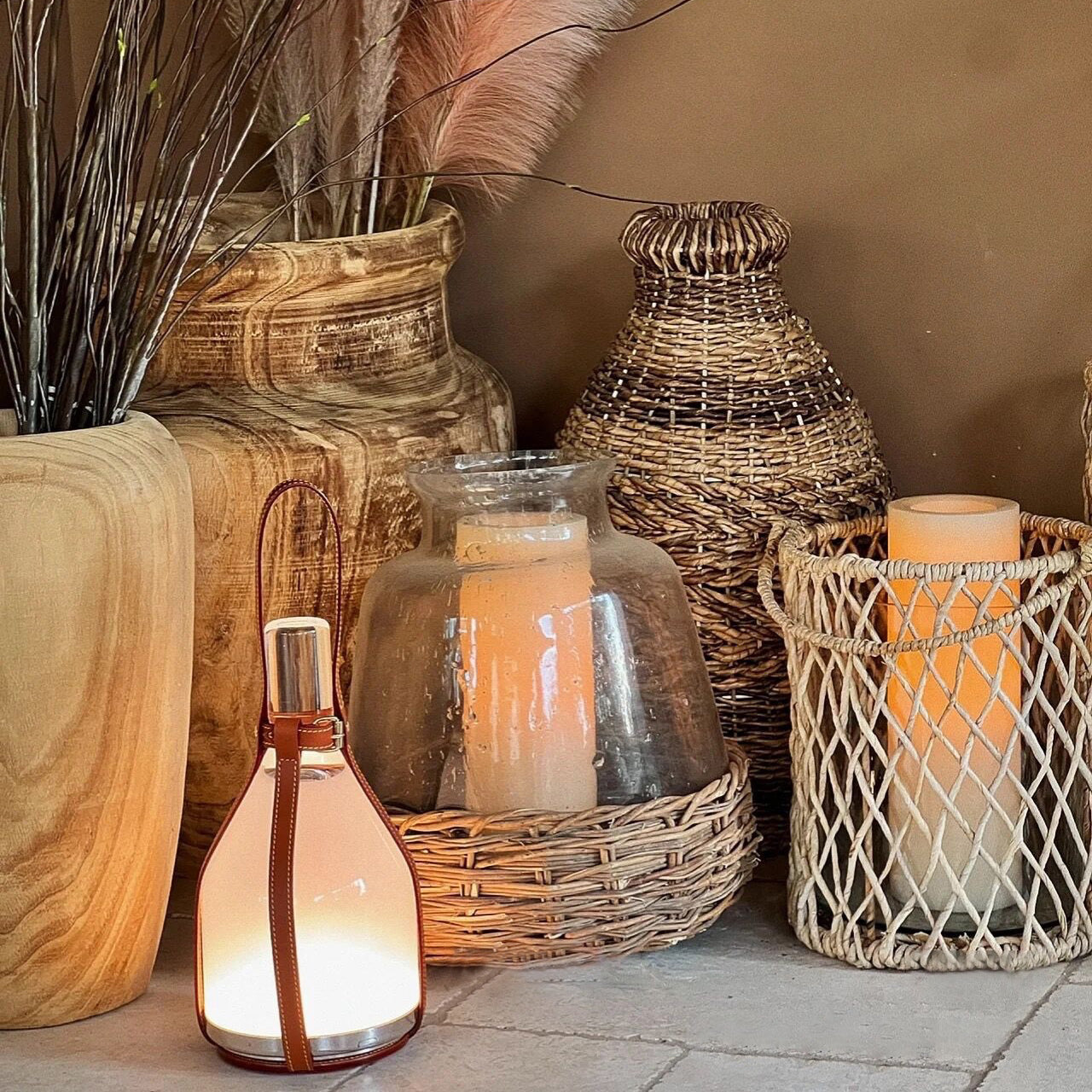 Bell Bärbar Läder Glas Bordslampa