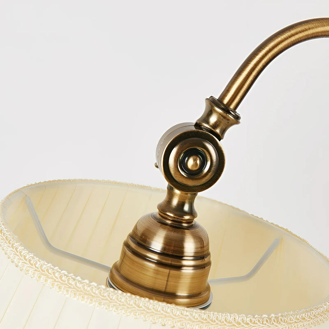 Modern industriell LED golvlampa uplight downlight skugga