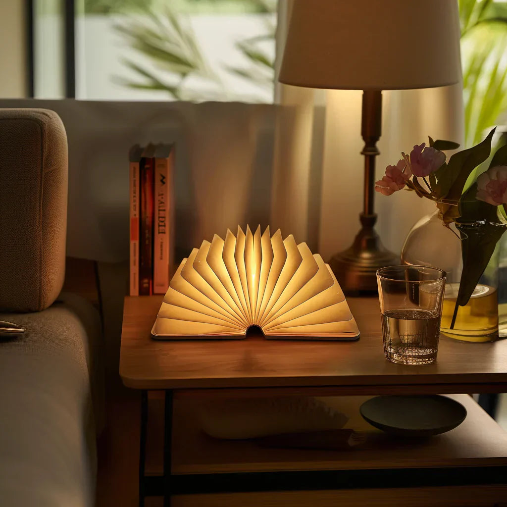 Betoverde Boklampa