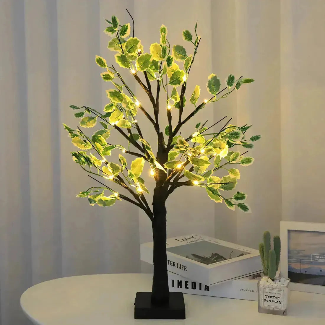 BrightTree Lampa - Lysande Träd Inredning LED Ljus