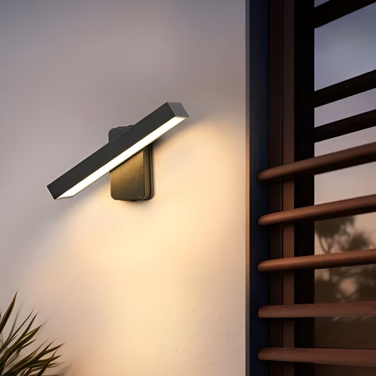 AquaGuard Light - Vattentät Roterande LED-vägglampa