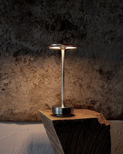 Trådlös NordicLight bordslampa | Dimbara och USB-uppladdningsbar
