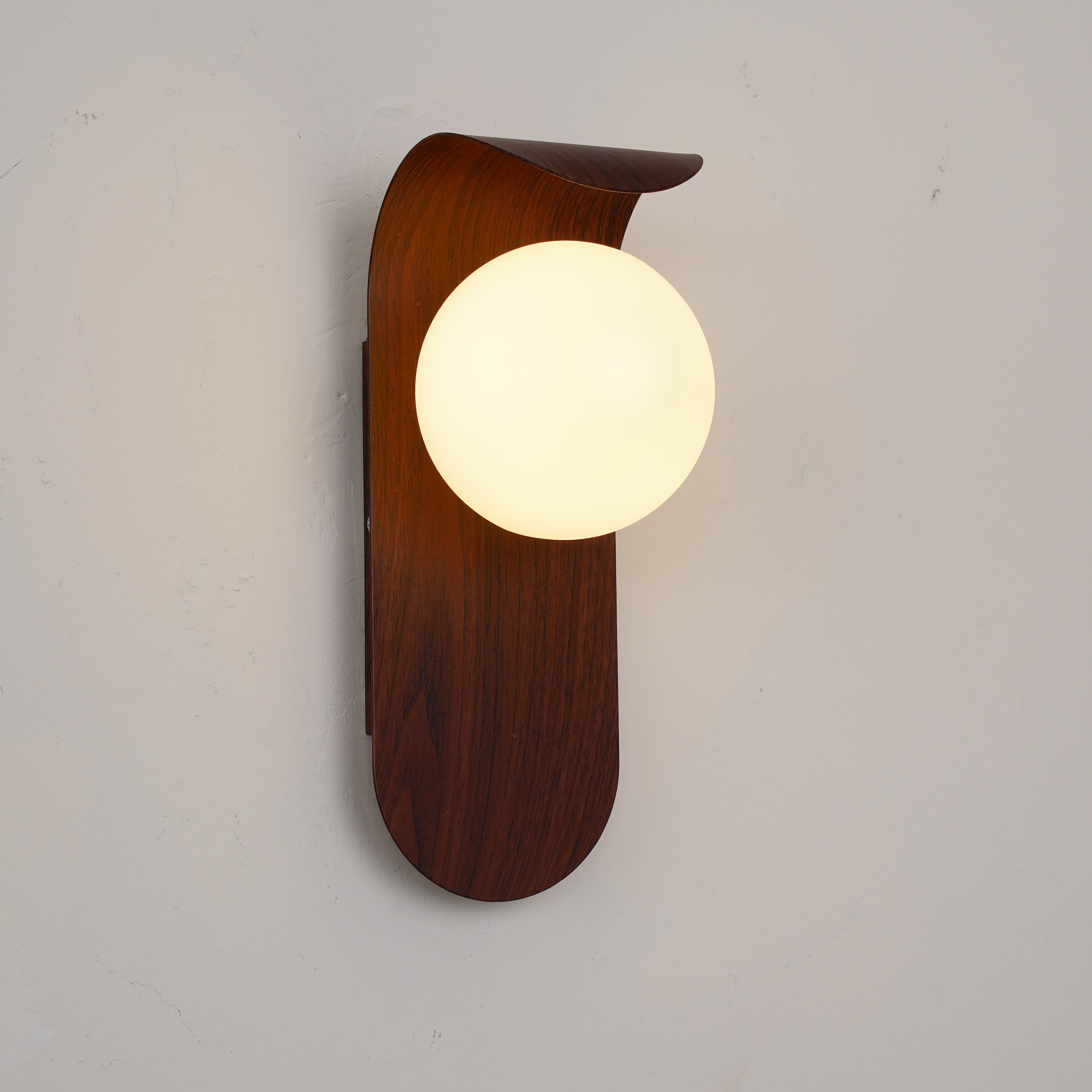 AuraWood Light – Retro trä-akrylglas LED vägglampa