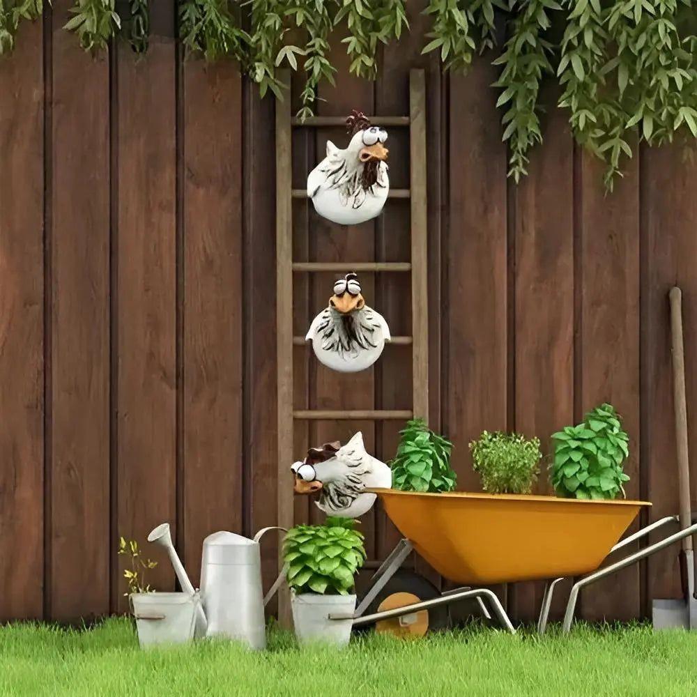 ChickChuckle Skulpturer - Keramiska hönsfigurer för trädgård och staket