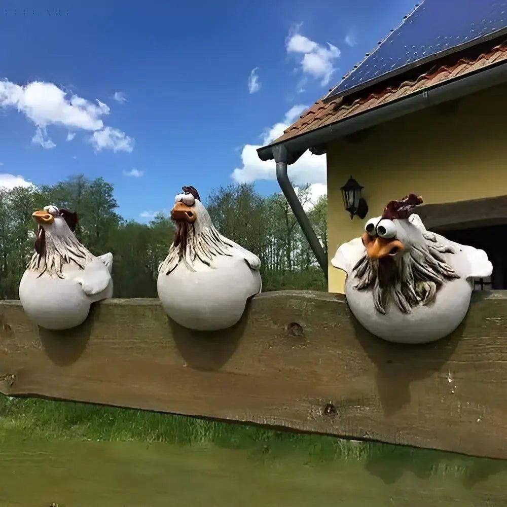 ChickChuckle Skulpturer - Keramiska hönsfigurer för trädgård och staket