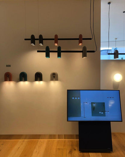 Samtida U-formad Vägglampa