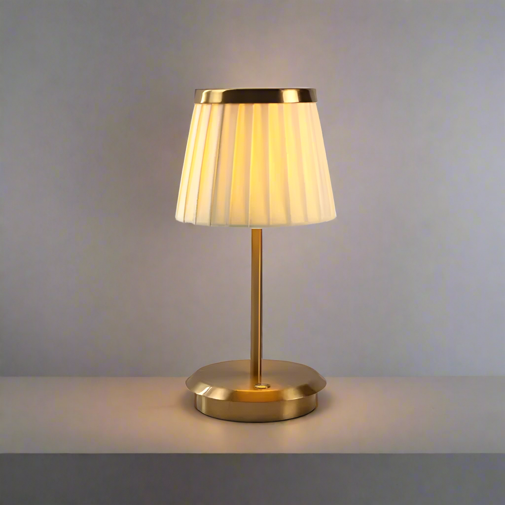 Traditionell Elegant Bordslampa