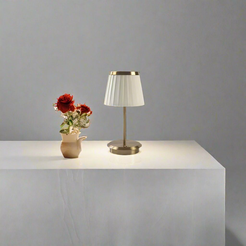 Traditionell Elegant Bordslampa