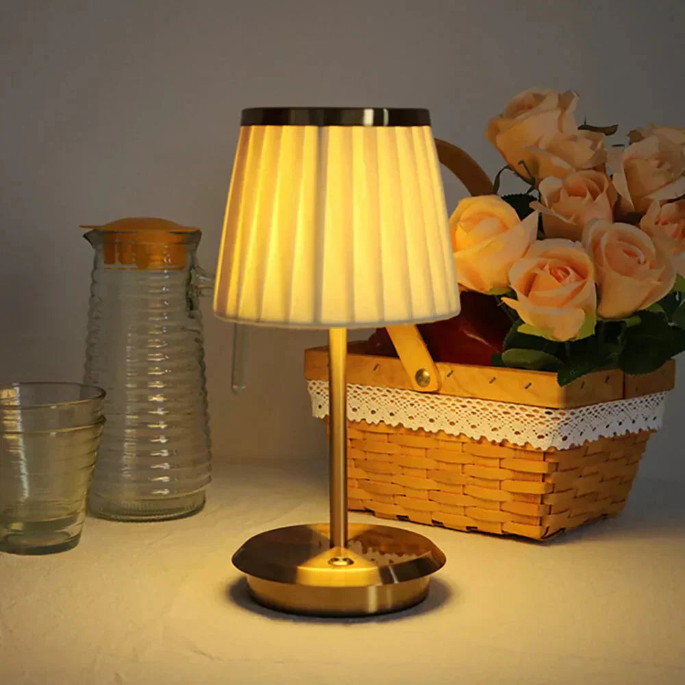 Traditionell Elegant Bordslampa