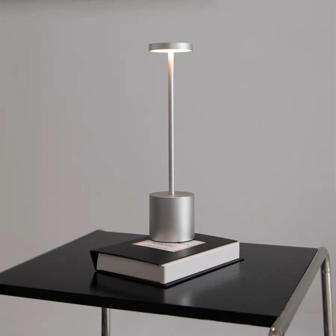 Lumora Classic Trådlampa - Touch Sensor LED Skrivbordslampa med 3 Justerbara Färgtemperaturer