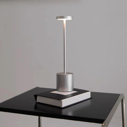 Lumora Classic Trådlampa - Touch Sensor LED Skrivbordslampa med 3 Justerbara Färgtemperaturer