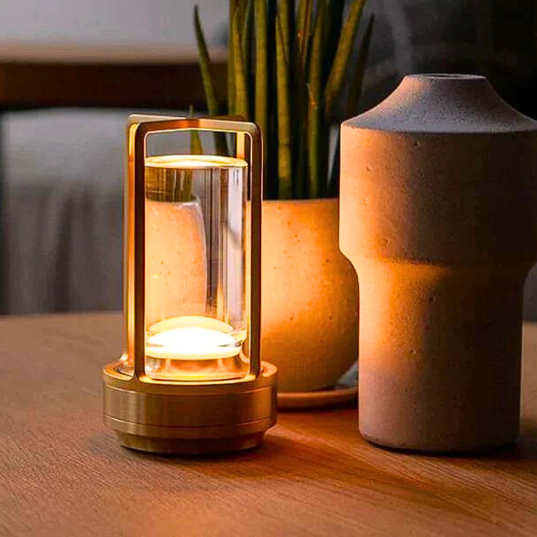 RoyaleGlow Trådlös Kristall Lampa – Nutida & Modern Bord Accent
