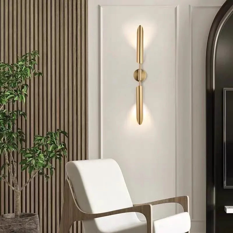 GoldenGlow – Minimalistisk LED Vägglampa för Vardagsrum &amp; Sovrum