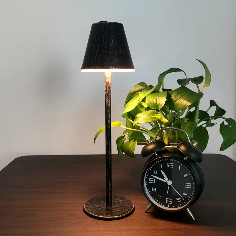 LumiFlex - Uppladdningsbar Bordslampa
