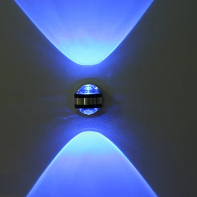 CrystalGlow – LYX LED Vägglampa med Kristaller