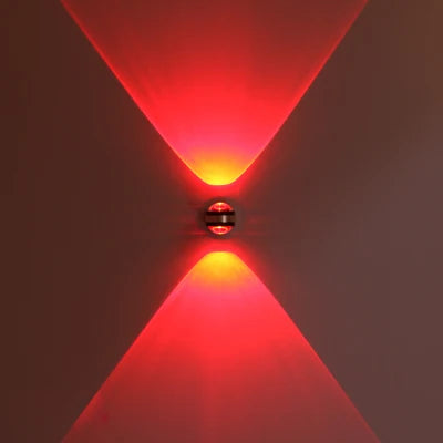 CrystalGlow – LYX LED Vägglampa med Kristaller