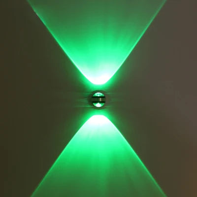 CrystalGlow – LYX LED Vägglampa med Kristaller