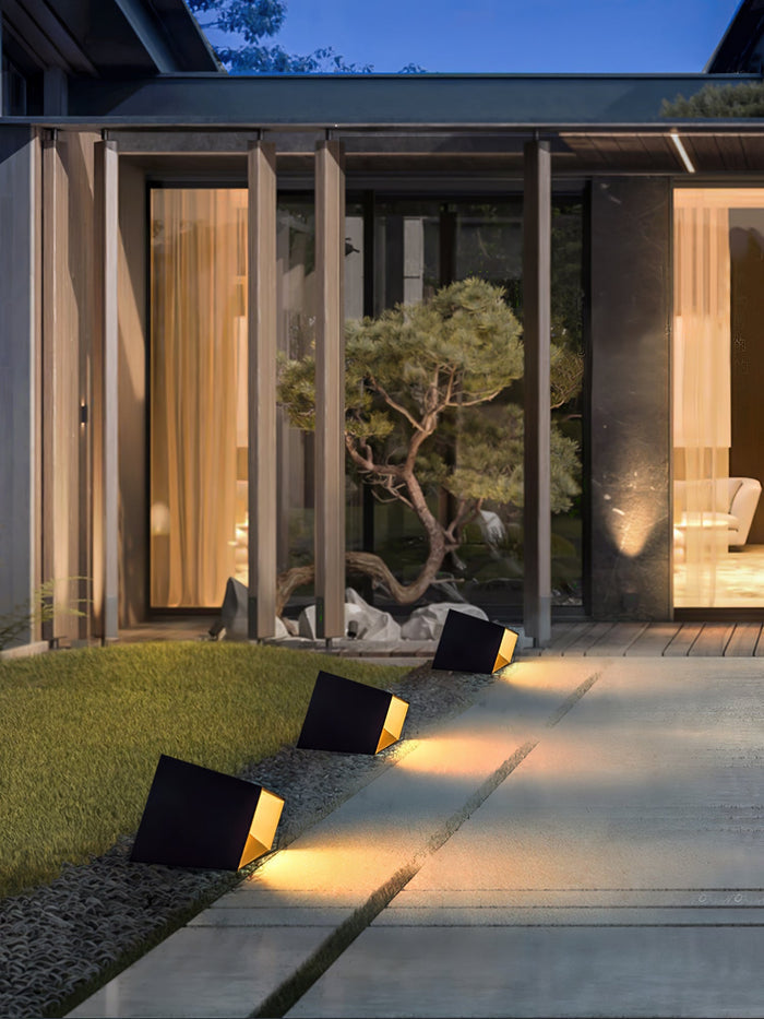 Carvallo - Elegant och Kompakt Solighetslampa för Trädgården