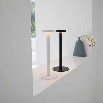 Zephyr Aluminium LED Bordslampa