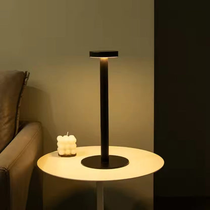 Zephyr Aluminium LED Bordslampa