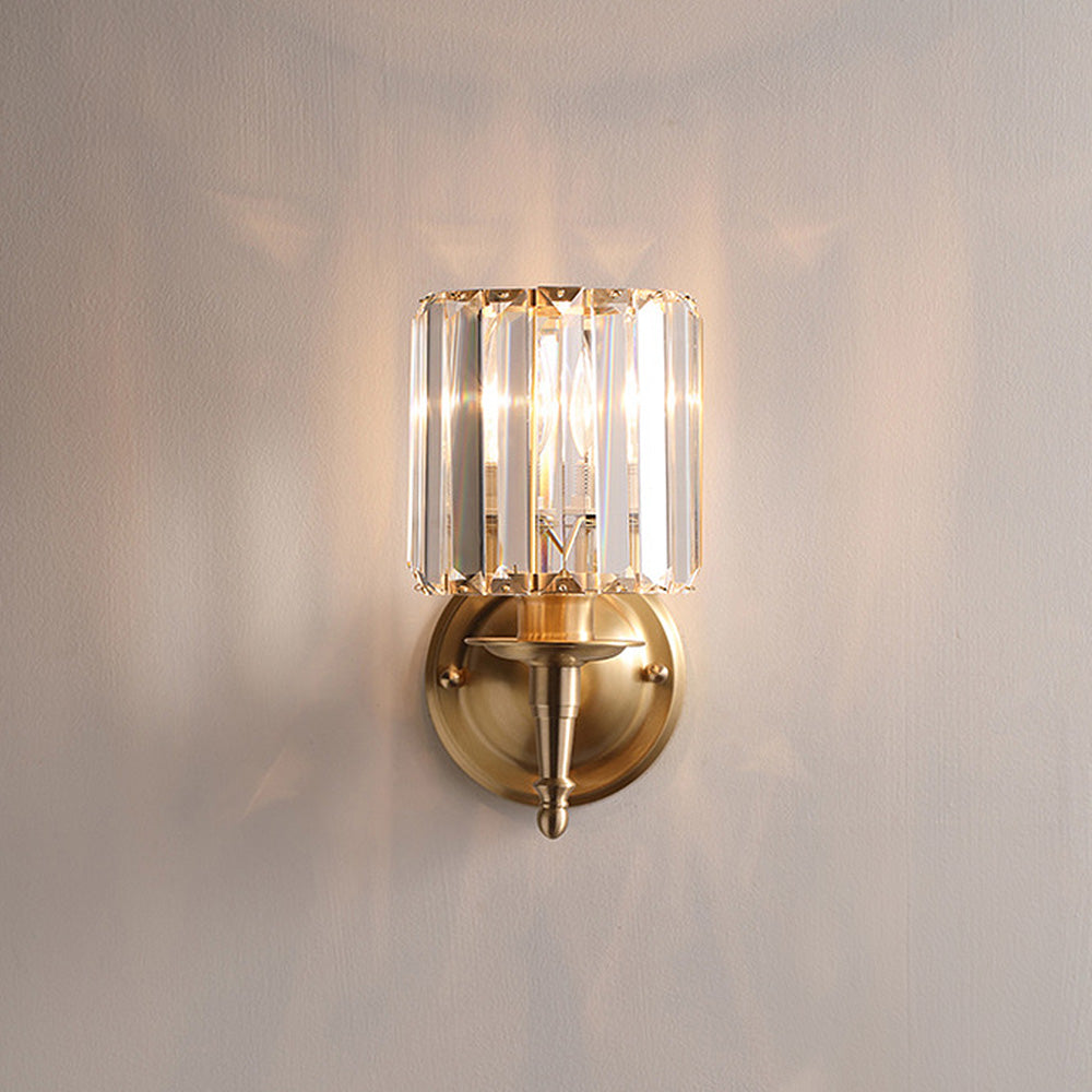 Lyxig Kristall Liten Vägglampa | Mässing &amp; Kristall | 5.9″ B × 11.8″ H | Brick by Brick