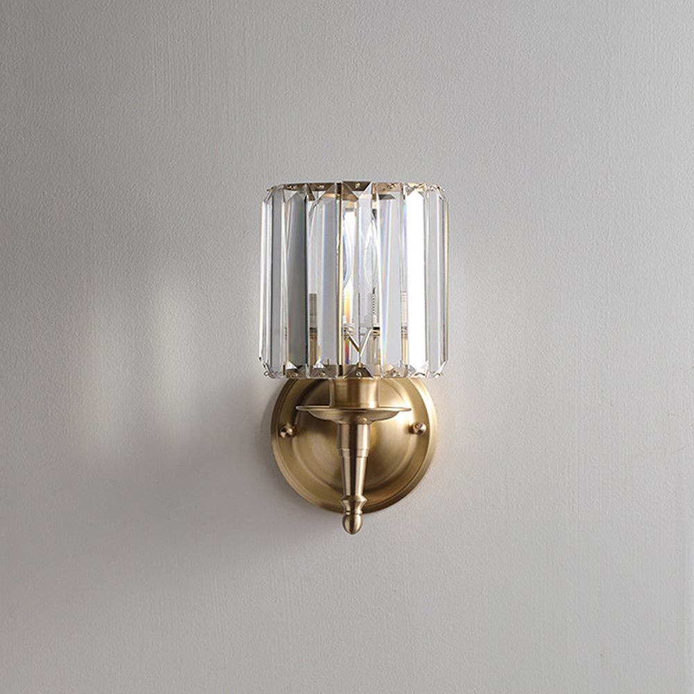 Lyxig Kristall Liten Vägglampa | Mässing &amp; Kristall | 5.9″ B × 11.8″ H | Brick by Brick