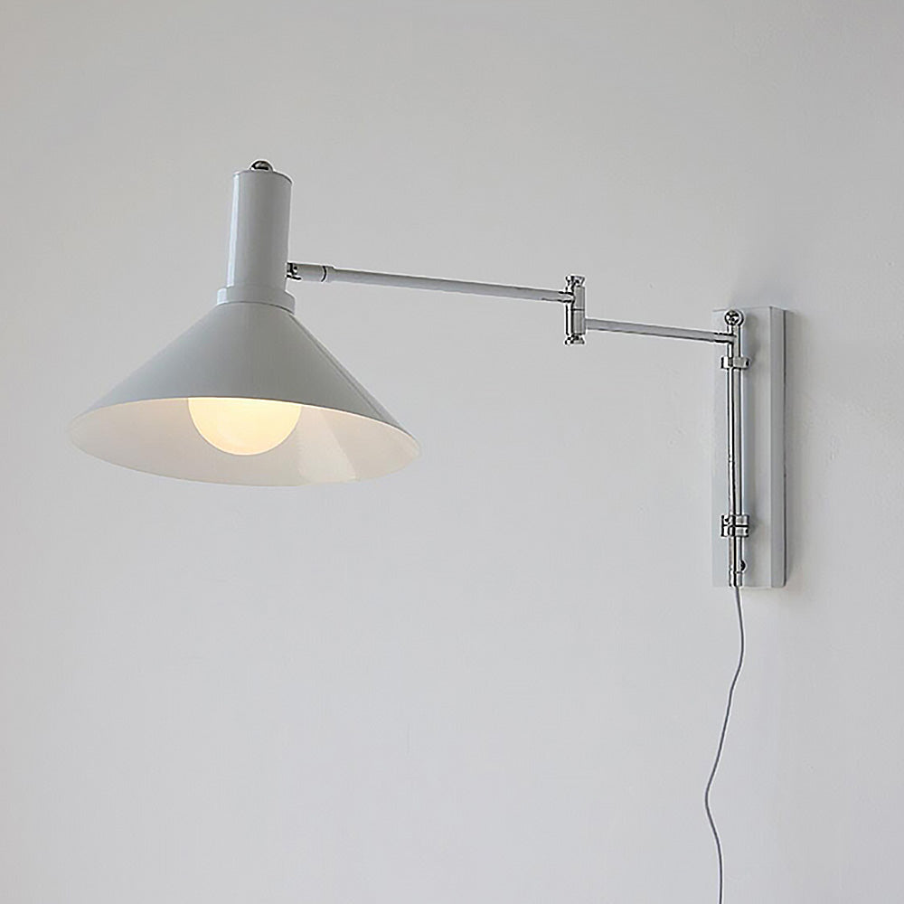 Modern vridbar järnvägglampa