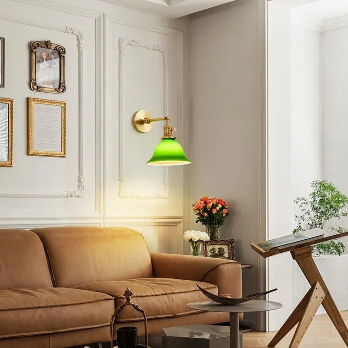 VintageGreen – Justerbar Klassisk Vägglampa för Stilren Belysning