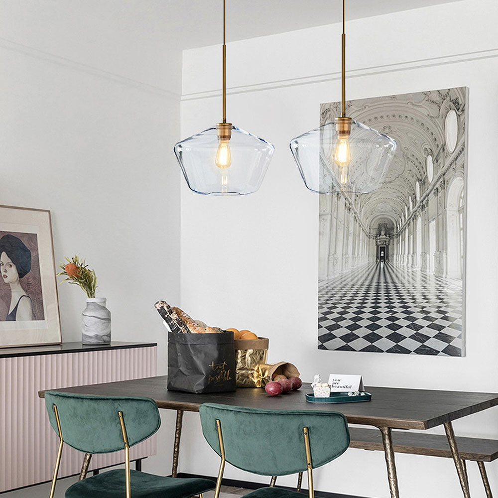 Glaspendellampa med industriell vintage stil