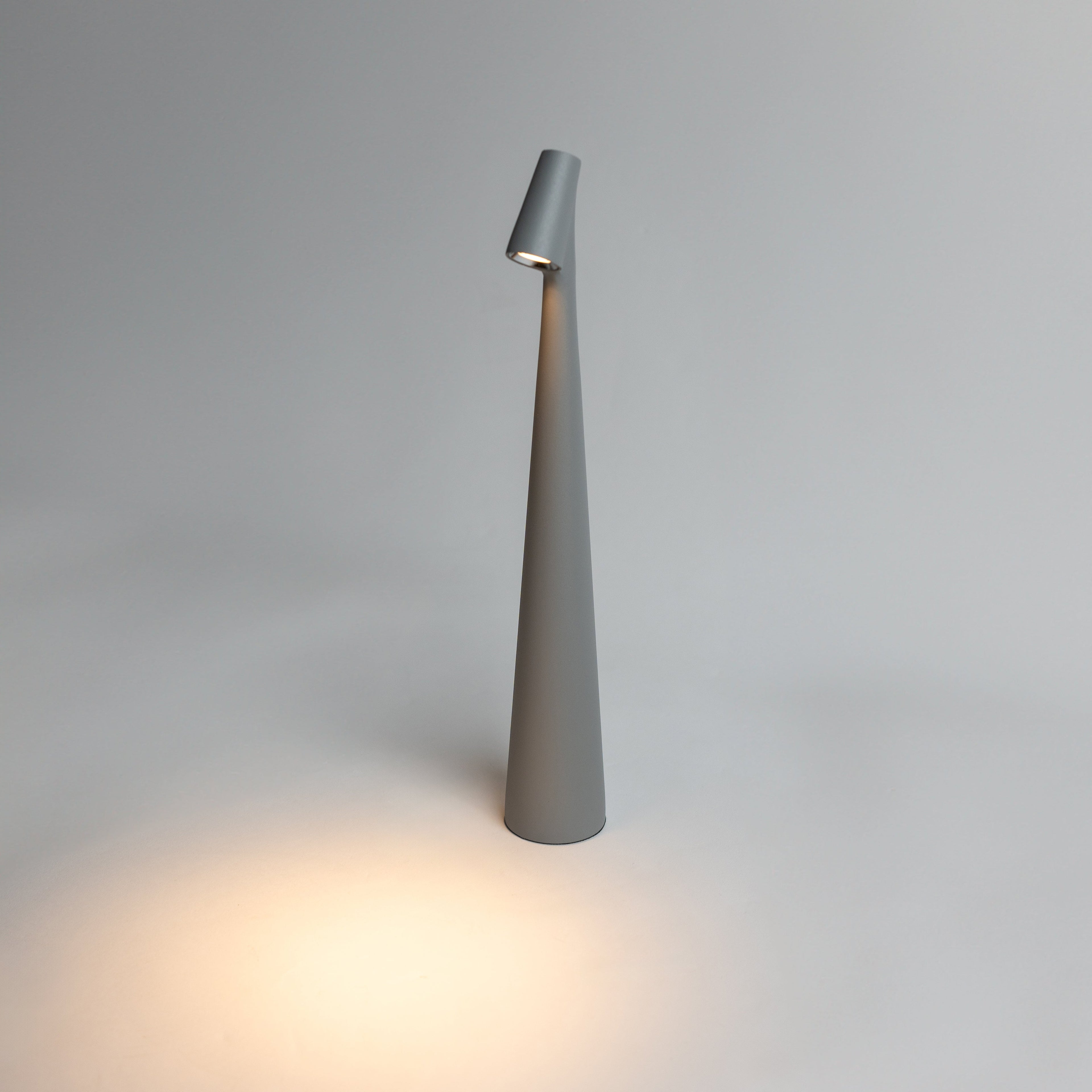 Lumi Slim Uppladdningsbar Lampa