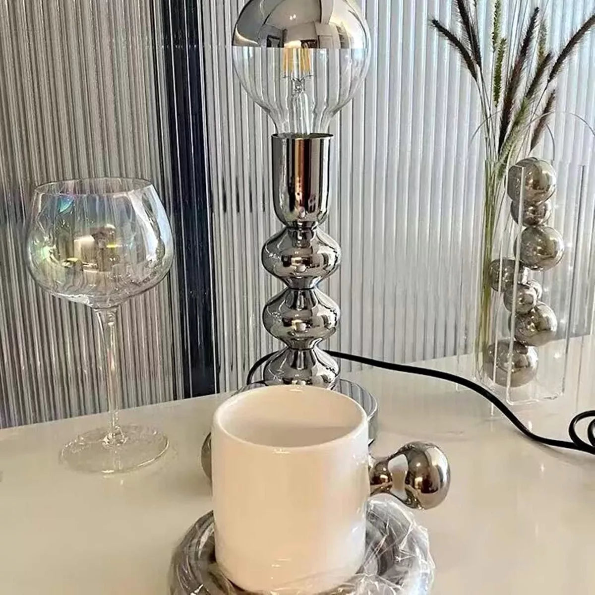 Carvallo - Retro Deco Sängbordslampa För Tidlös Elegans