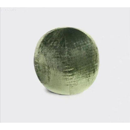 Farrah Kudd - Nordiskt Ball-Plush-Kudde