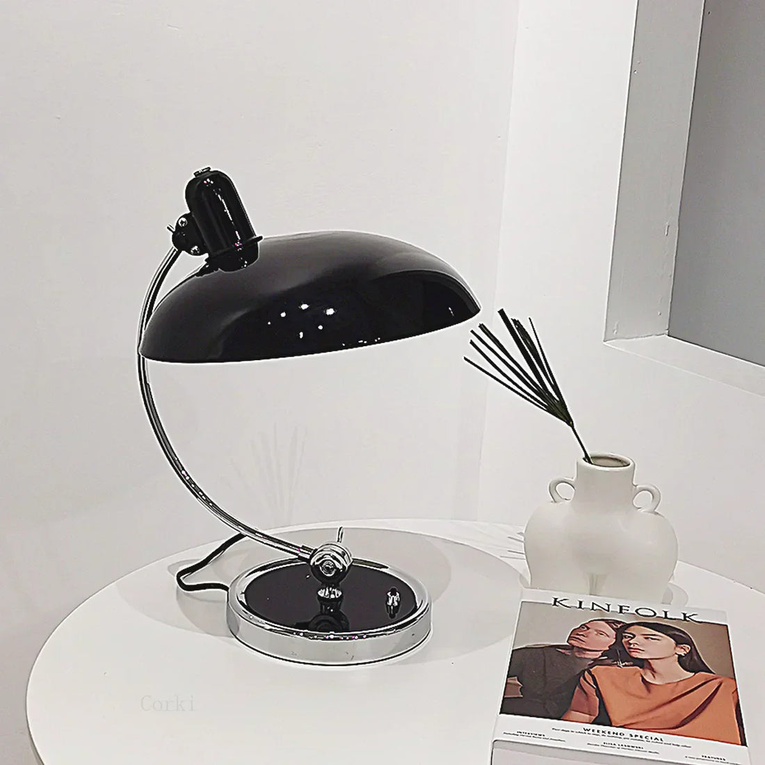NordicGlow - Skandinavisk Bordslampa – Minimalistisk LED Belysning