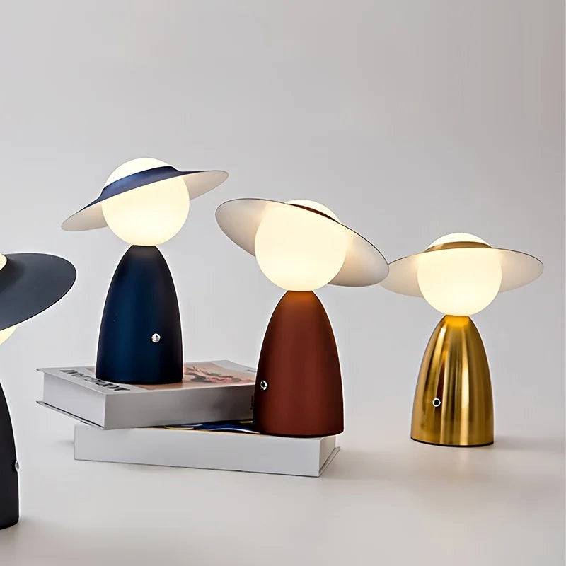 LumiCharge - Trådlös LED Skrivbordslampa med Touchkontroll och Laddningsfunktion, Modern Belysning