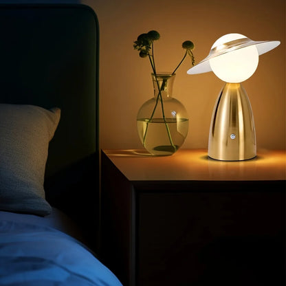 LumiCharge - Trådlös LED Skrivbordslampa med Touchkontroll och Laddningsfunktion, Modern Belysning