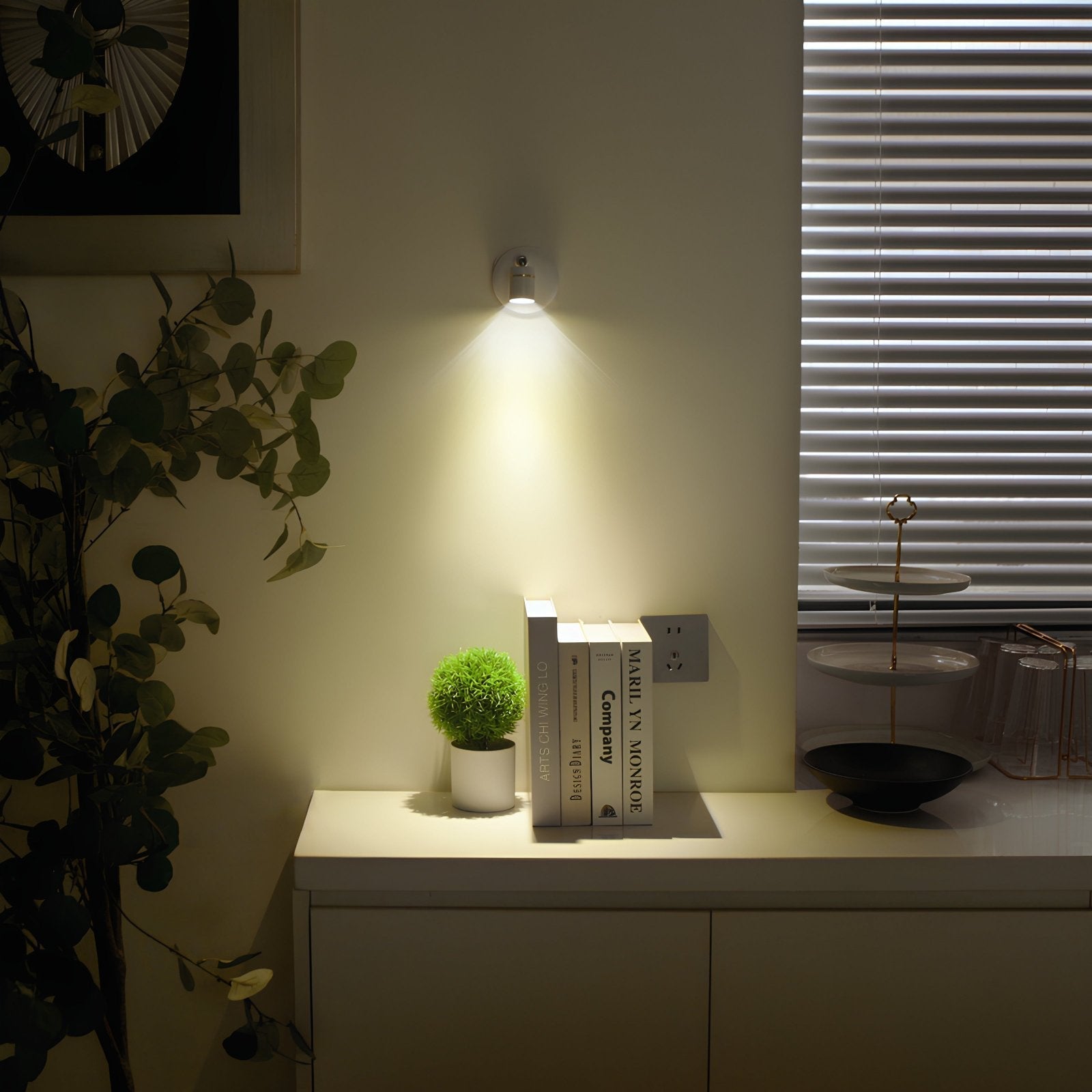 LED Vägglampa Justerbar Batteri Strålkastare
