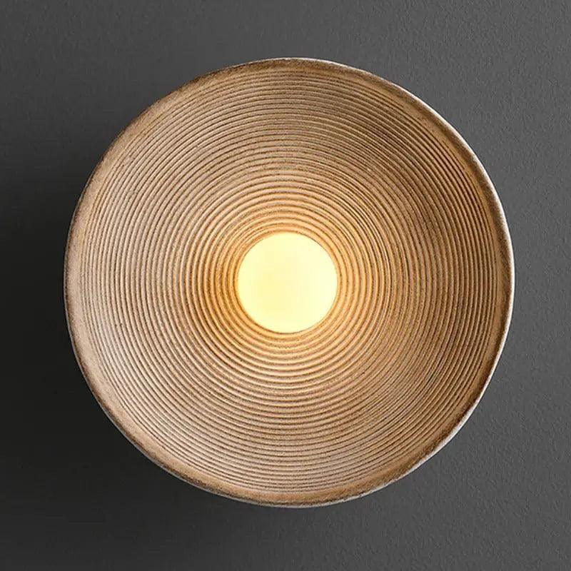 HaloHeritage – Retro vägglampa med varm glöd
