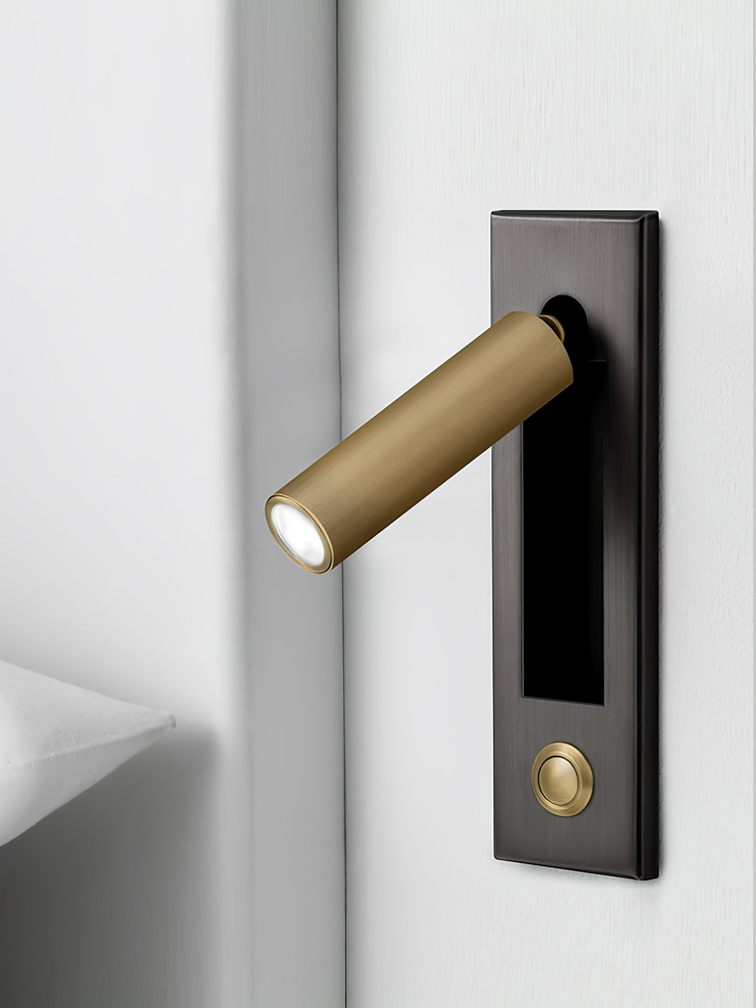 GlowNest - Inbyggd Nattduksbord Vägglampa