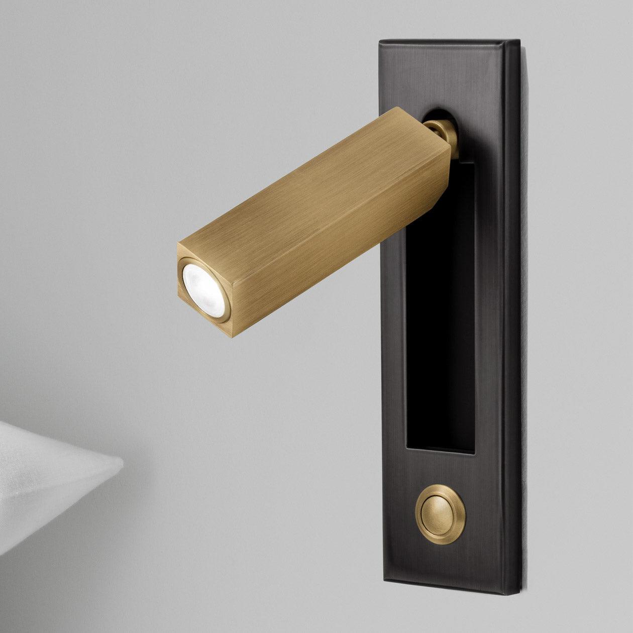 GlowNest - Inbyggd Nattduksbord Vägglampa
