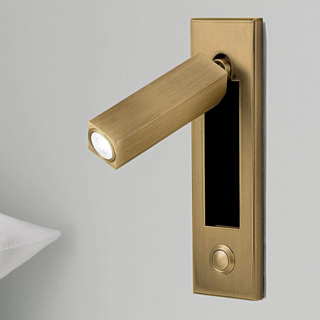 GlowNest - Inbyggd Nattduksbord Vägglampa