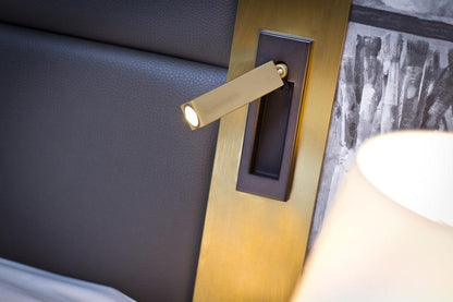 GlowNest - Inbyggd Nattduksbord Vägglampa