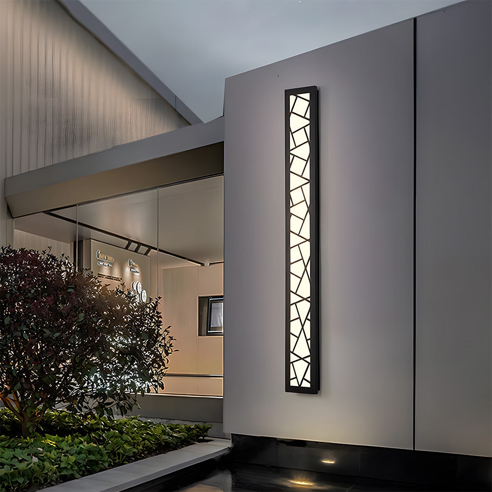 Utomhus Vattentät Vägglampa | 15.7–59 x 3.1 in | LED IP65 Lång Järn &amp; Akryl Exteriör Armatur | Brick by Brick