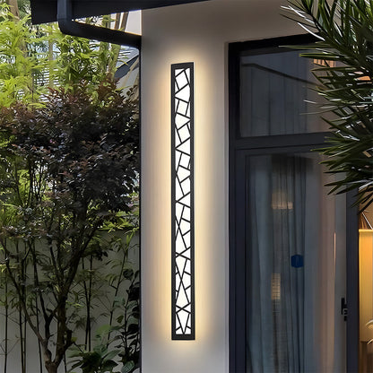 Utomhus Vattentät Vägglampa | 15.7–59 x 3.1 in | LED IP65 Lång Järn &amp; Akryl Exteriör Armatur | Brick by Brick
