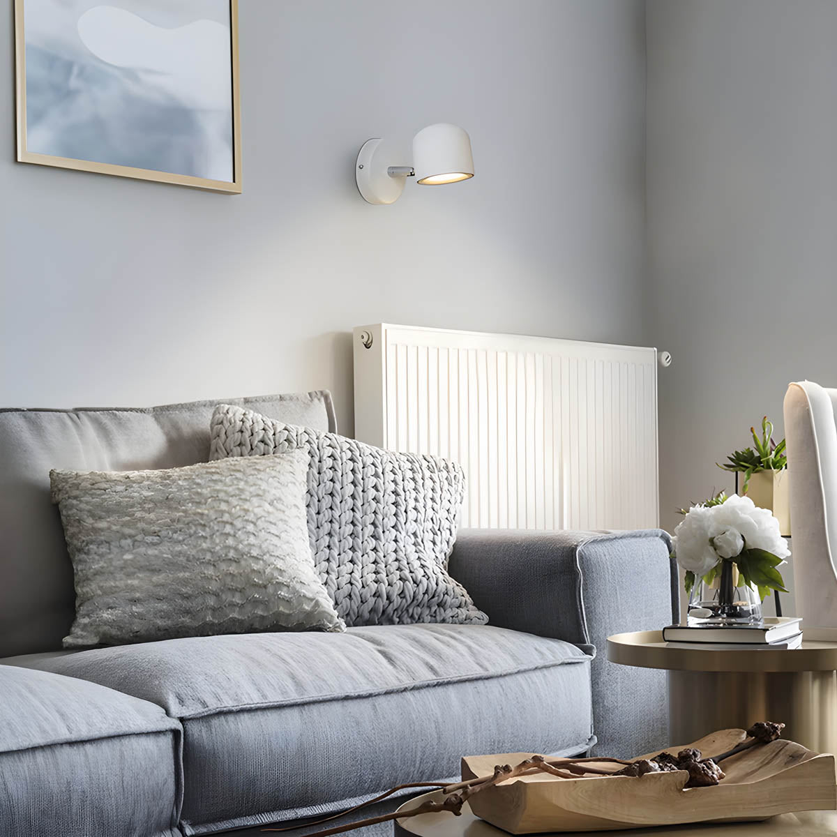 Carvallo – Dimmbar vägglampa med minimalistisk design och roterbar huvud