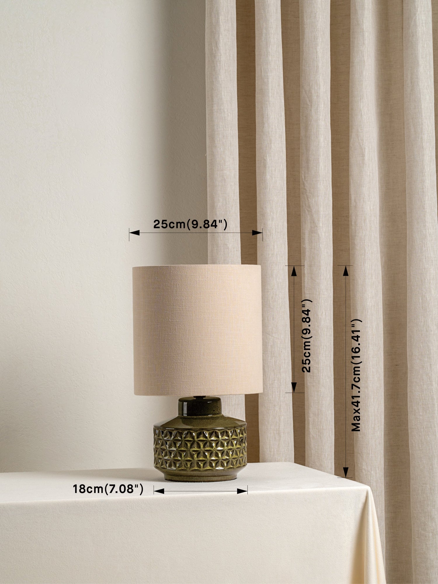 Glaserad Keramisk Bordsbelysning | Mid-Century Nattduksbordslampa | Naturlig Linneskärm | 15&quot; | Brick by Brick